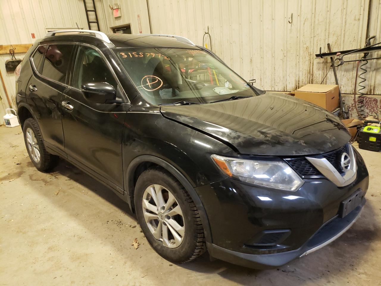 NISSAN ROGUE S 2016 with VIN KNMAT2MV4GP633969 - Photo from auction