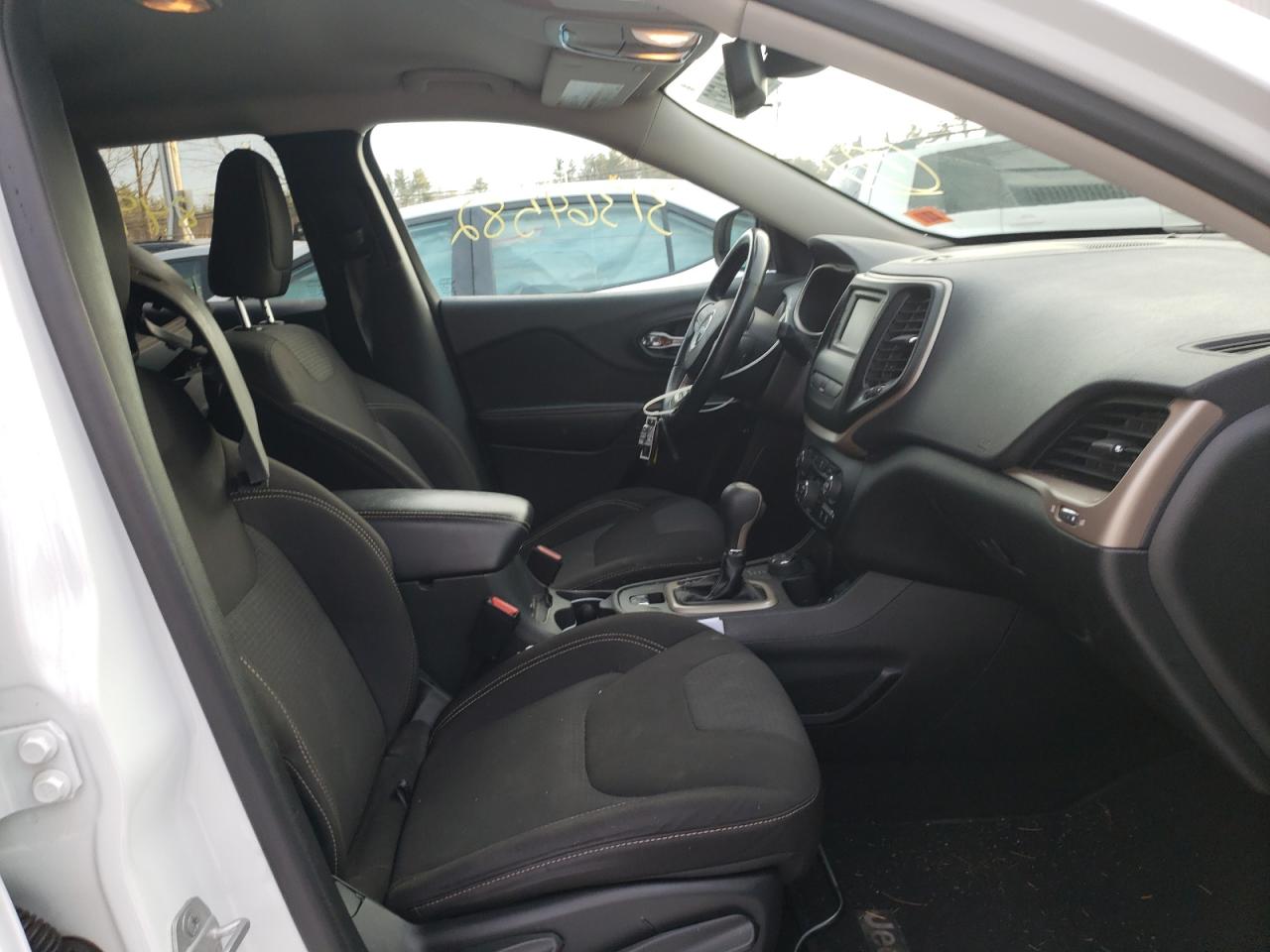 Photo 5 from auction – 2015 JEEP CHEROKEE L with VIN 1C4PJMCB2FW514938