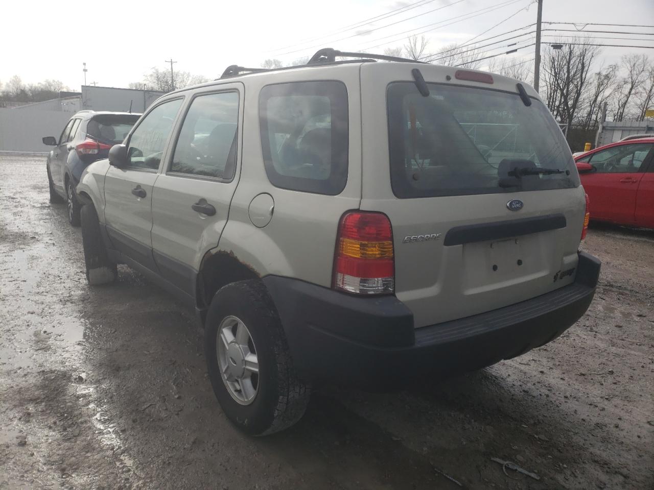 Photo 3 from auction – 2004 FORD ESCAPE XLS with VIN 1FMYU92154KA49685