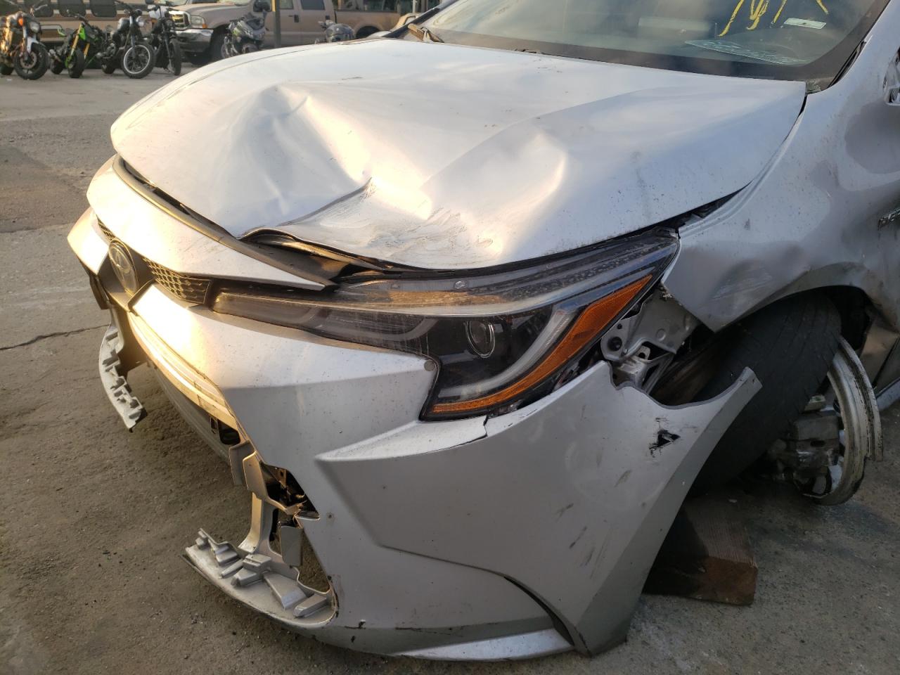 Photo 9 from auction – 2021 TOYOTA COROLLA LE with VIN JTDEAMDE9MJ011448
