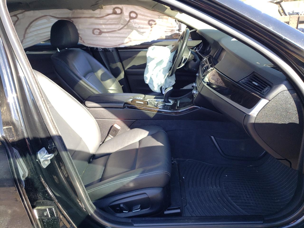Photo 5 from auction – 2016 BMW 528 I with VIN WBA5A5C55GD528995