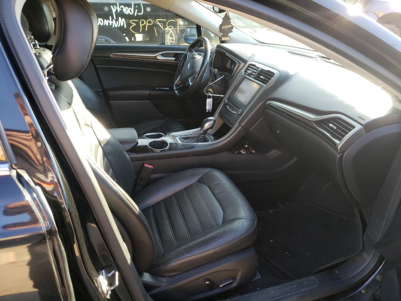 Photo 5 from auction – 2013 FORD FUSION SE with VIN 3FA6P0HR6DR295058