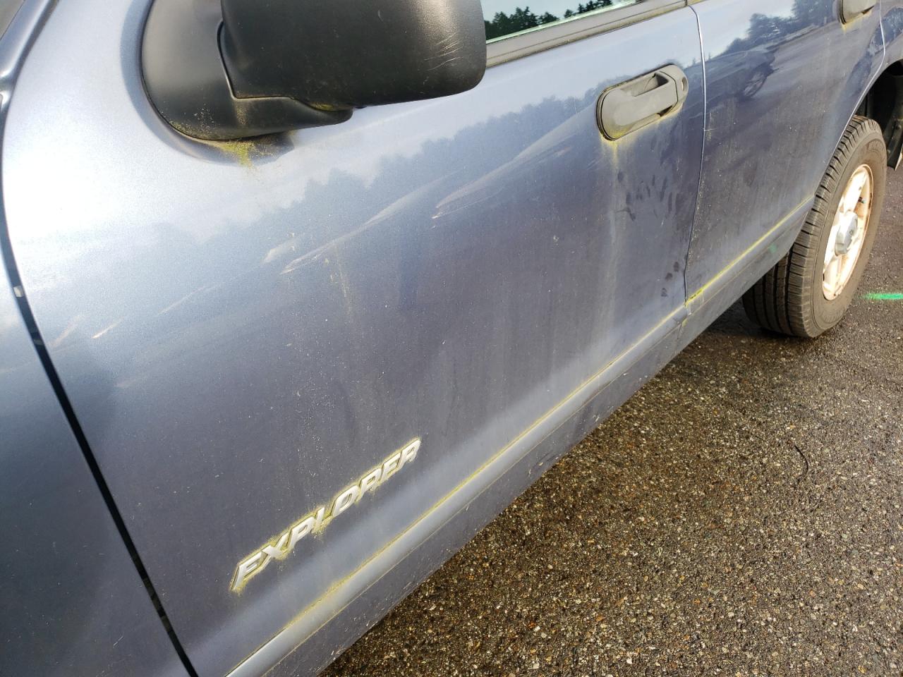 Photo 9 from auction – 2004 FORD EXPLORER X with VIN 1FMZU73K14ZA85316