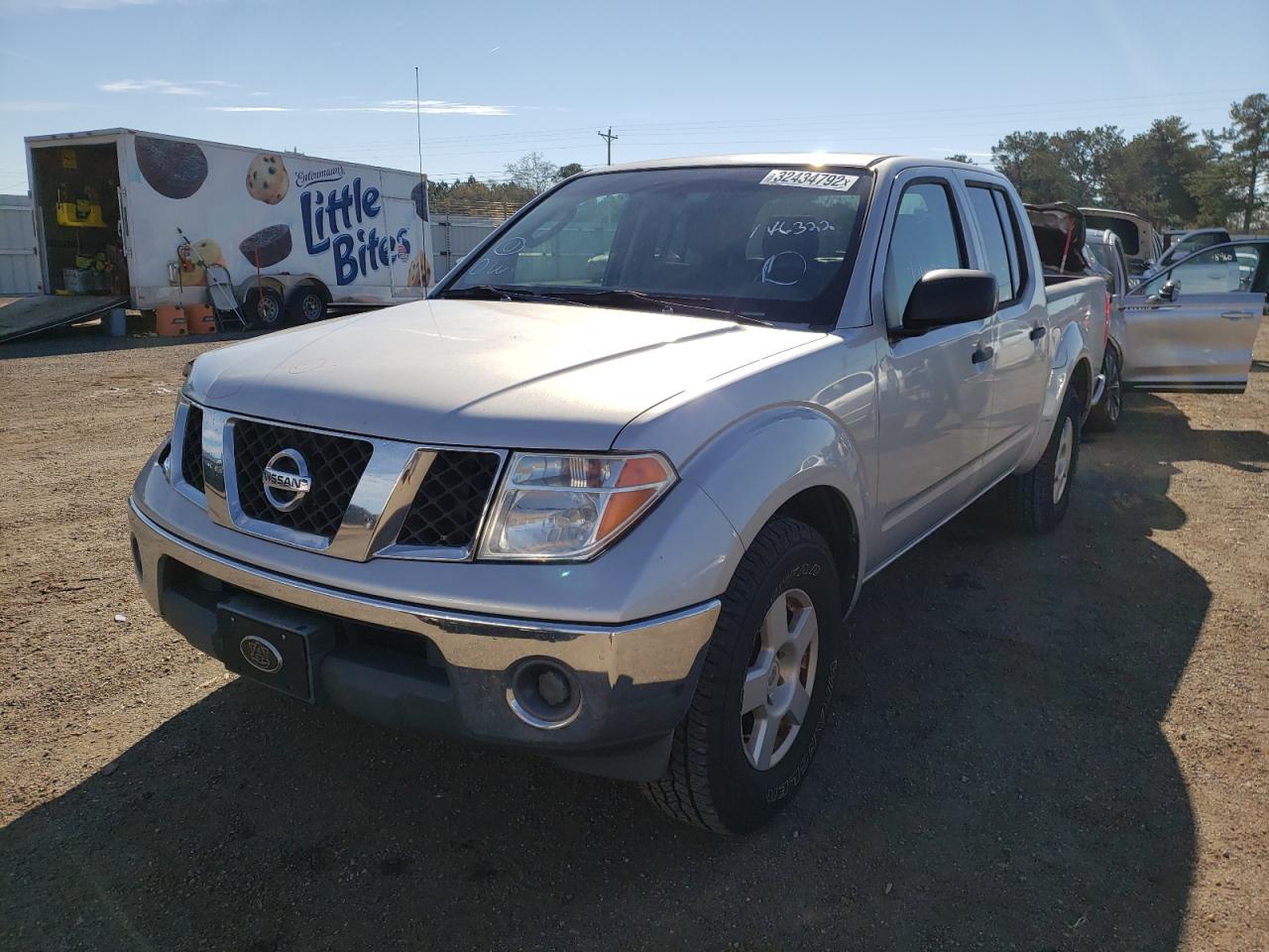 Photo 2 from auction – 2008 NISSAN FRONTIER C with VIN 1N6AD07U78C440113