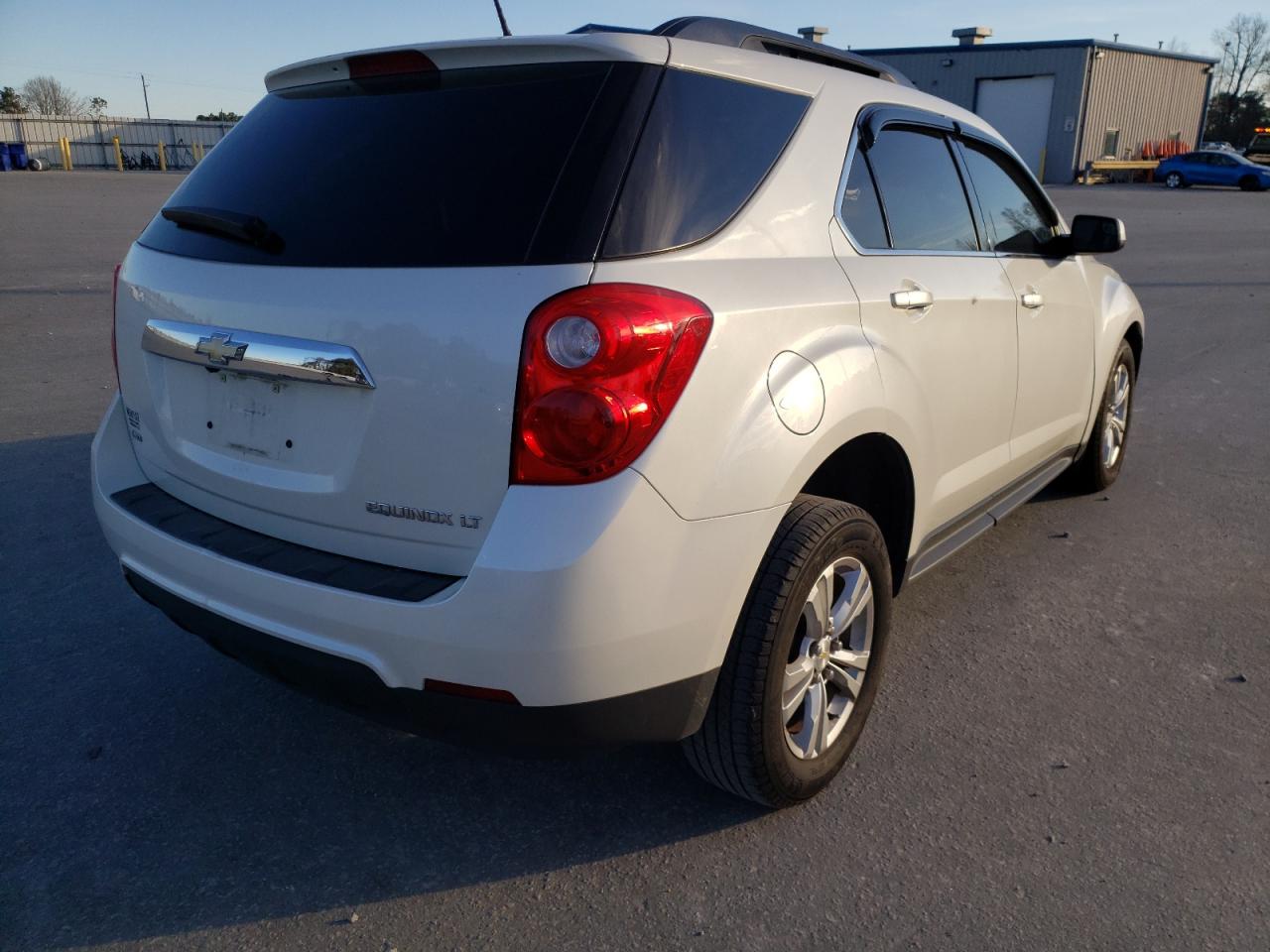 Photo 4 from auction – 2014 CHEVROLET EQUINOX LT with VIN 1GNFLGEK7EZ114477