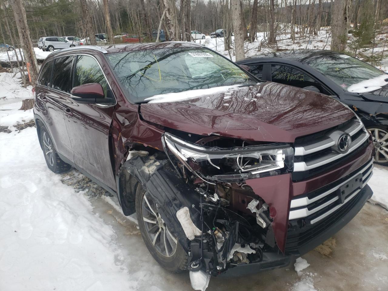 Photo 1 from auction – 2019 TOYOTA HIGHLANDER with VIN 5TDJZRFH6KS933784