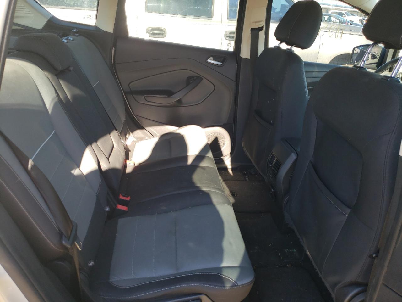 Photo 6 from auction – 2015 FORD C-MAX SE with VIN 1FADP5AU6FL123164