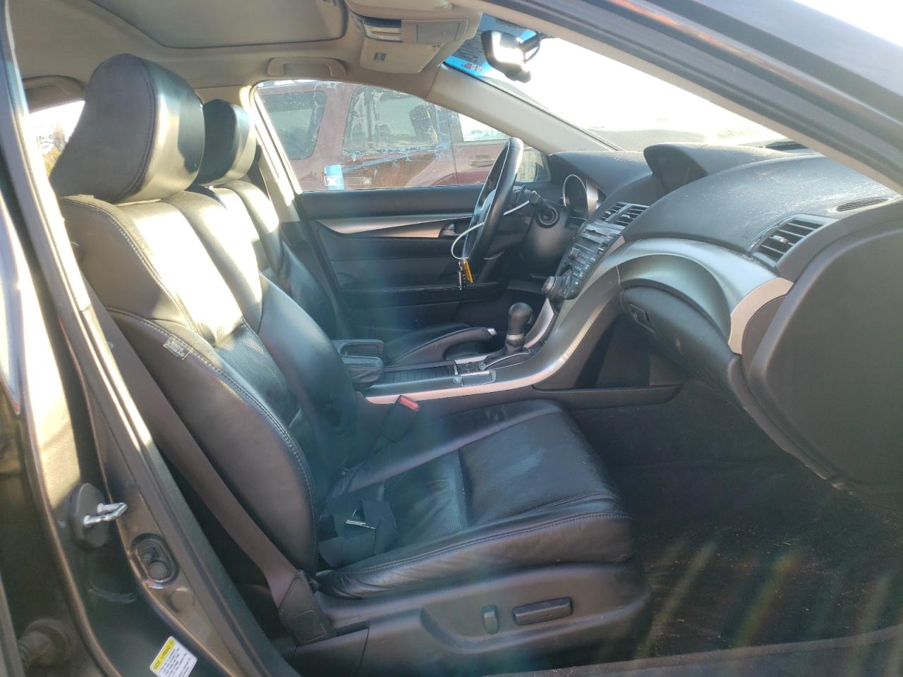 Photo 5 from auction – 2010 ACURA TL with VIN 19UUA8F53AA009594