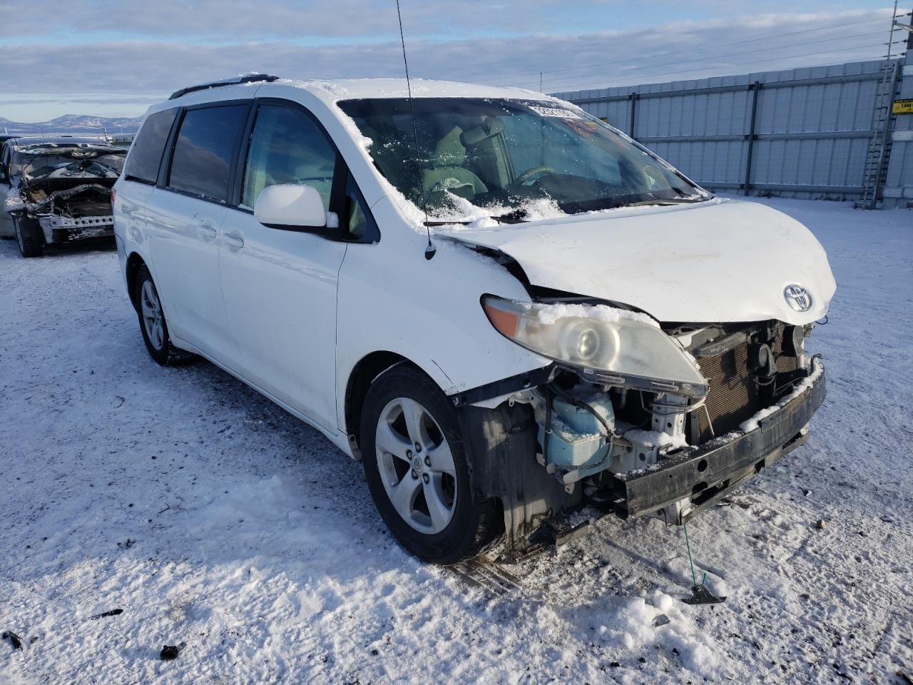 TOYOTA SIENNA 2011 with VIN 5TDKK3DC6BS149960 - Photo from auction