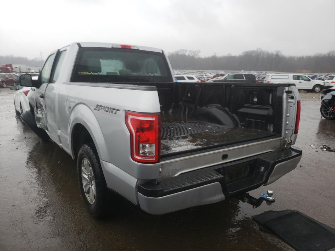Photo 3 from auction – 2016 FORD F150 SUPER with VIN 1FTEX1C87GKE69416
