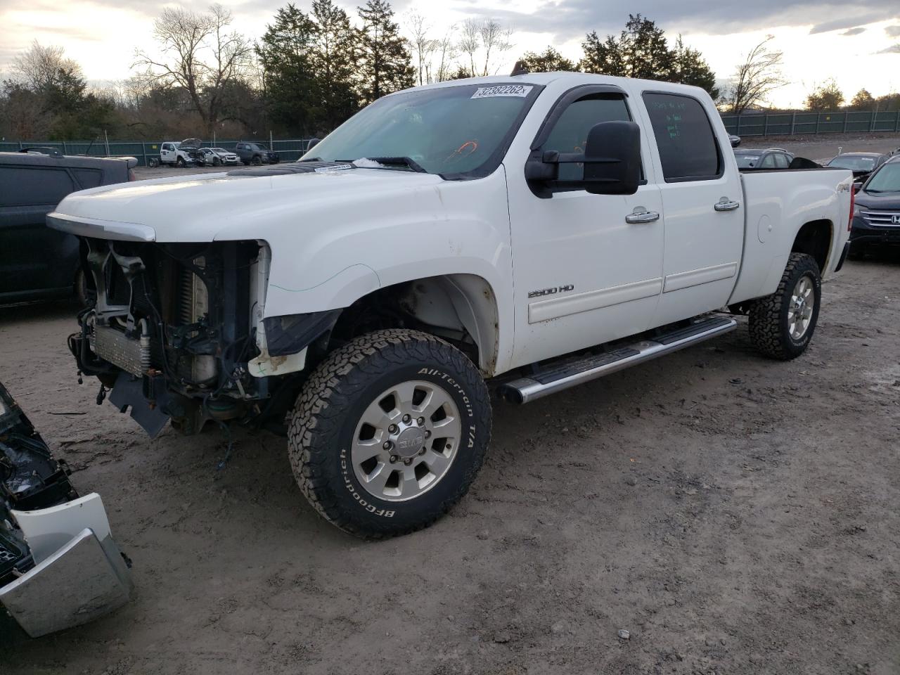 Photo 2 from auction – 2011 GMC SIERRA K25 with VIN 1GT120C86BF246065