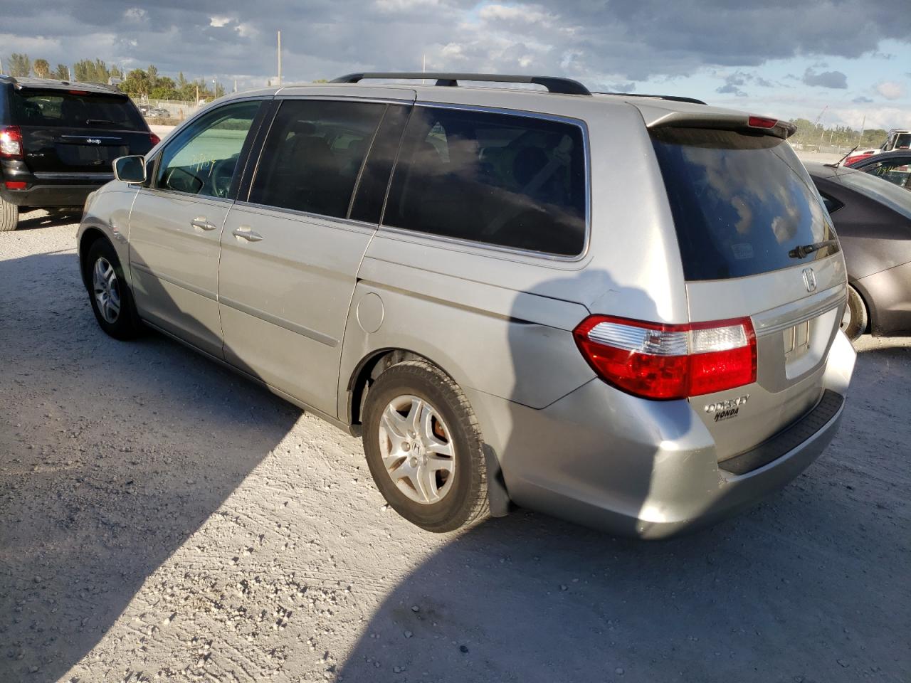 Photo 3 from auction – 2007 HONDA ODYSSEY EX with VIN 5FNRL38687B460382