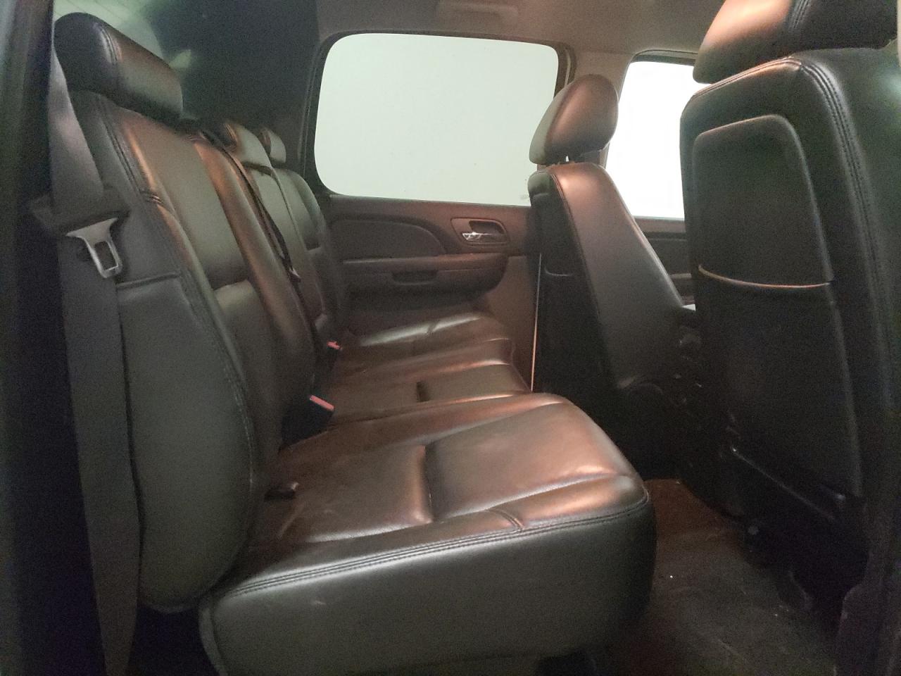 Photo 6 from auction – 2012 CHEVROLET AVALANCHE with VIN 3GNTKGE70CG181548