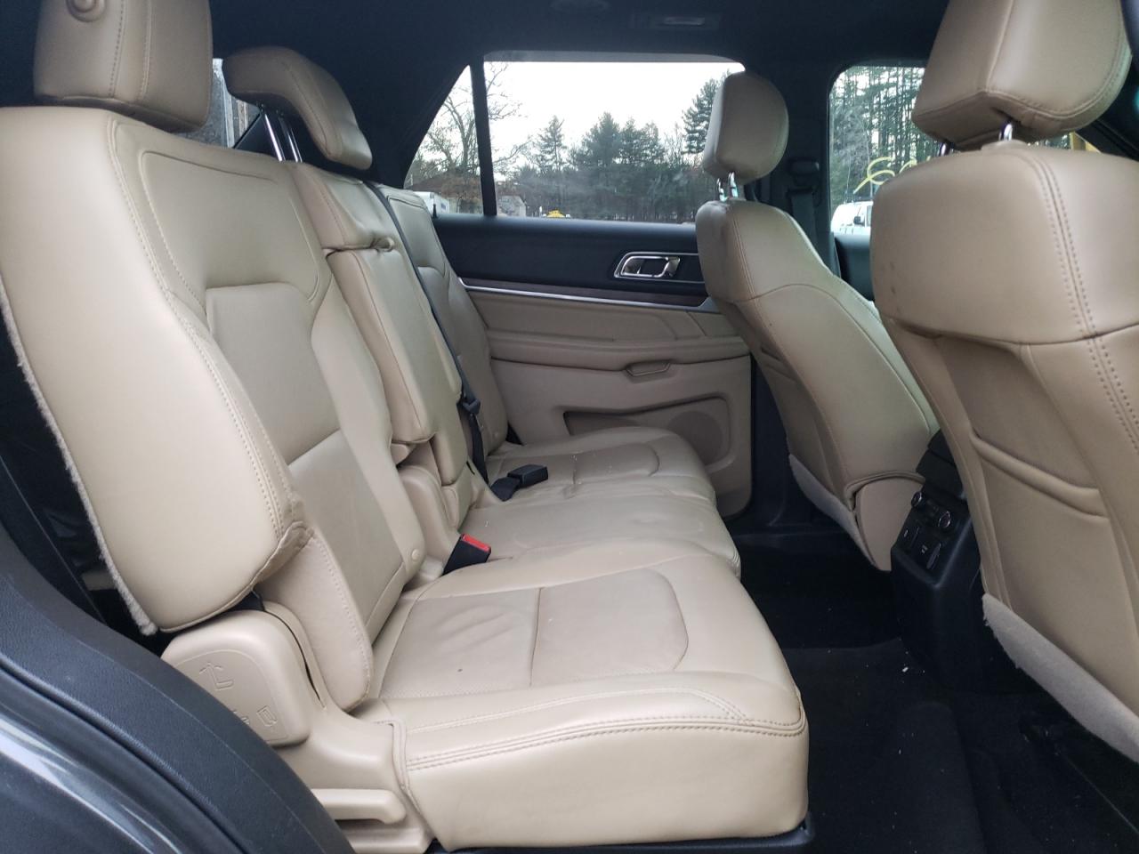 Photo 6 from auction – 2016 FORD EXPLORER L with VIN 1FM5K8FH7GGA68269