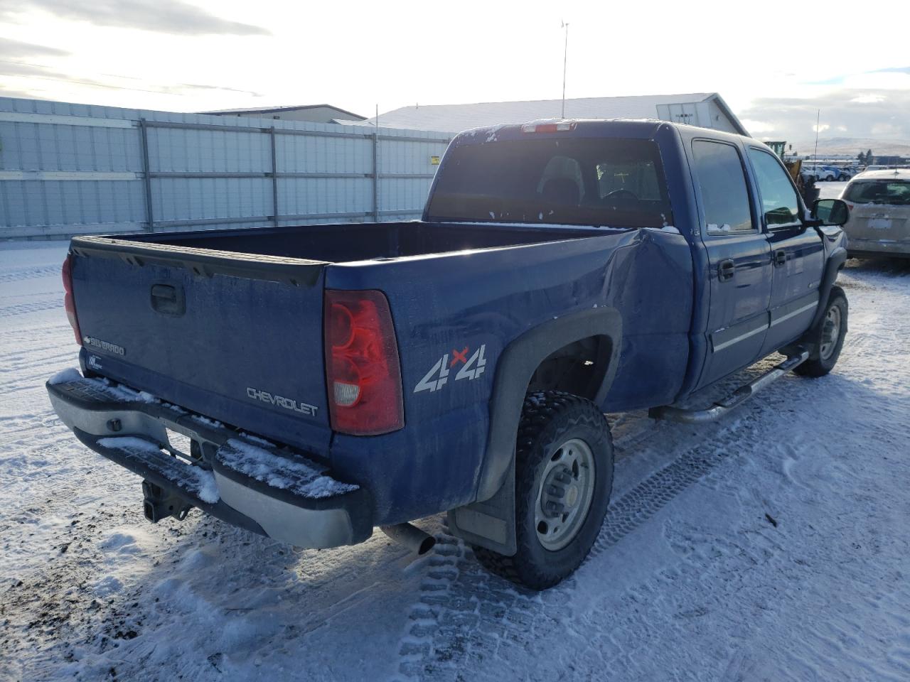 Photo 4 from auction – 2003 CHEVROLET SILVERADO with VIN 1GCGK13U63F194953