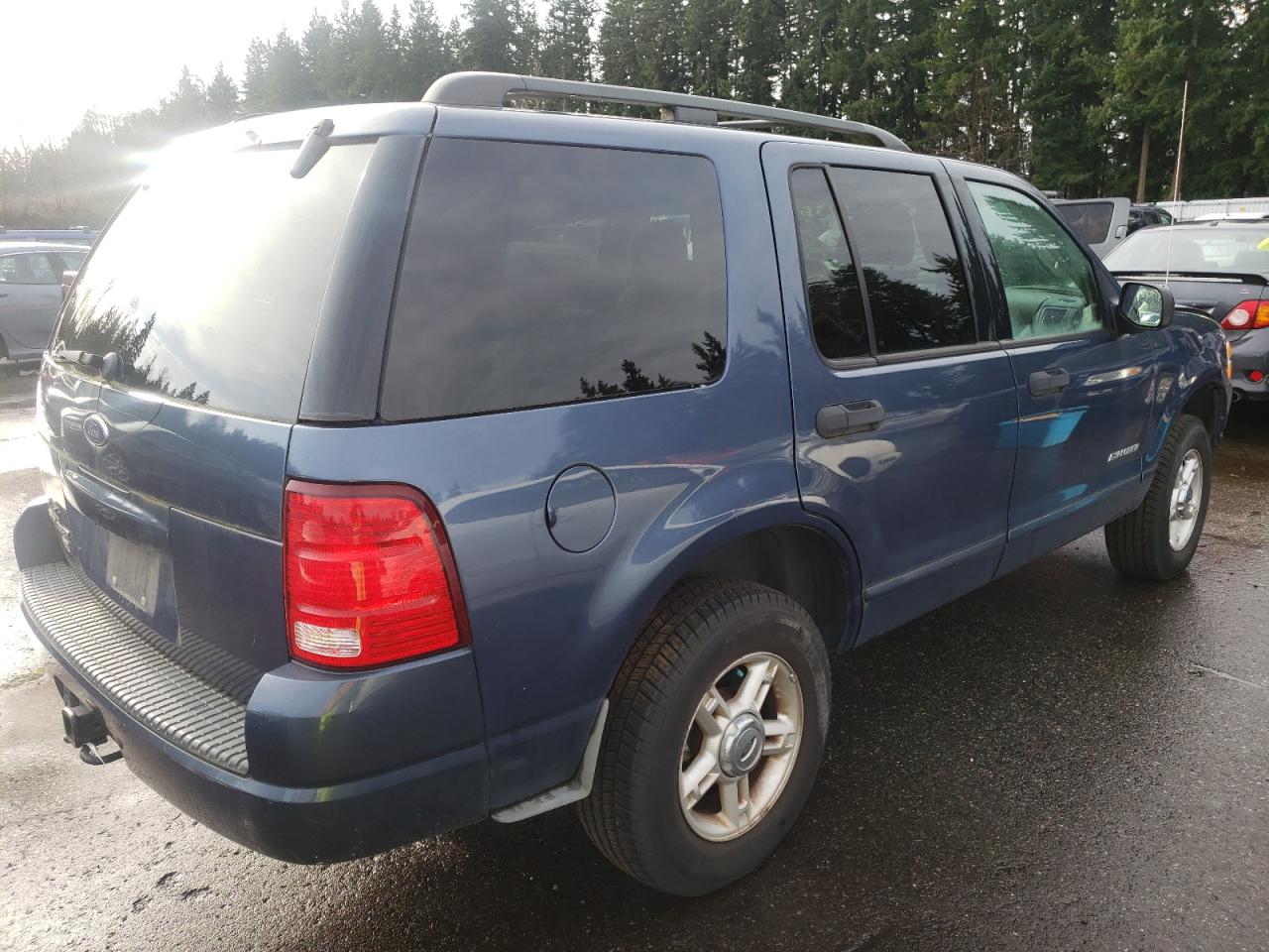 Photo 4 from auction – 2004 FORD EXPLORER X with VIN 1FMZU73K14ZA85316
