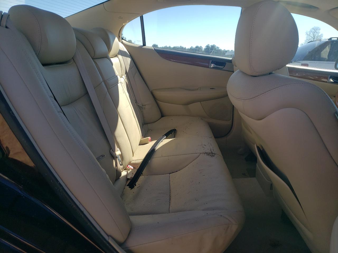 Photo 6 from auction – 2005 LEXUS ES 330 with VIN JTHBA30G055107112
