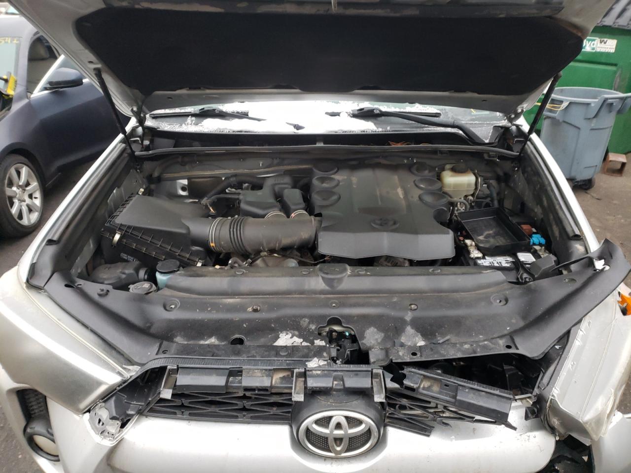 Photo 7 from auction – 2015 TOYOTA 4RUNNER SR with VIN JTEBU5JR9F5207971