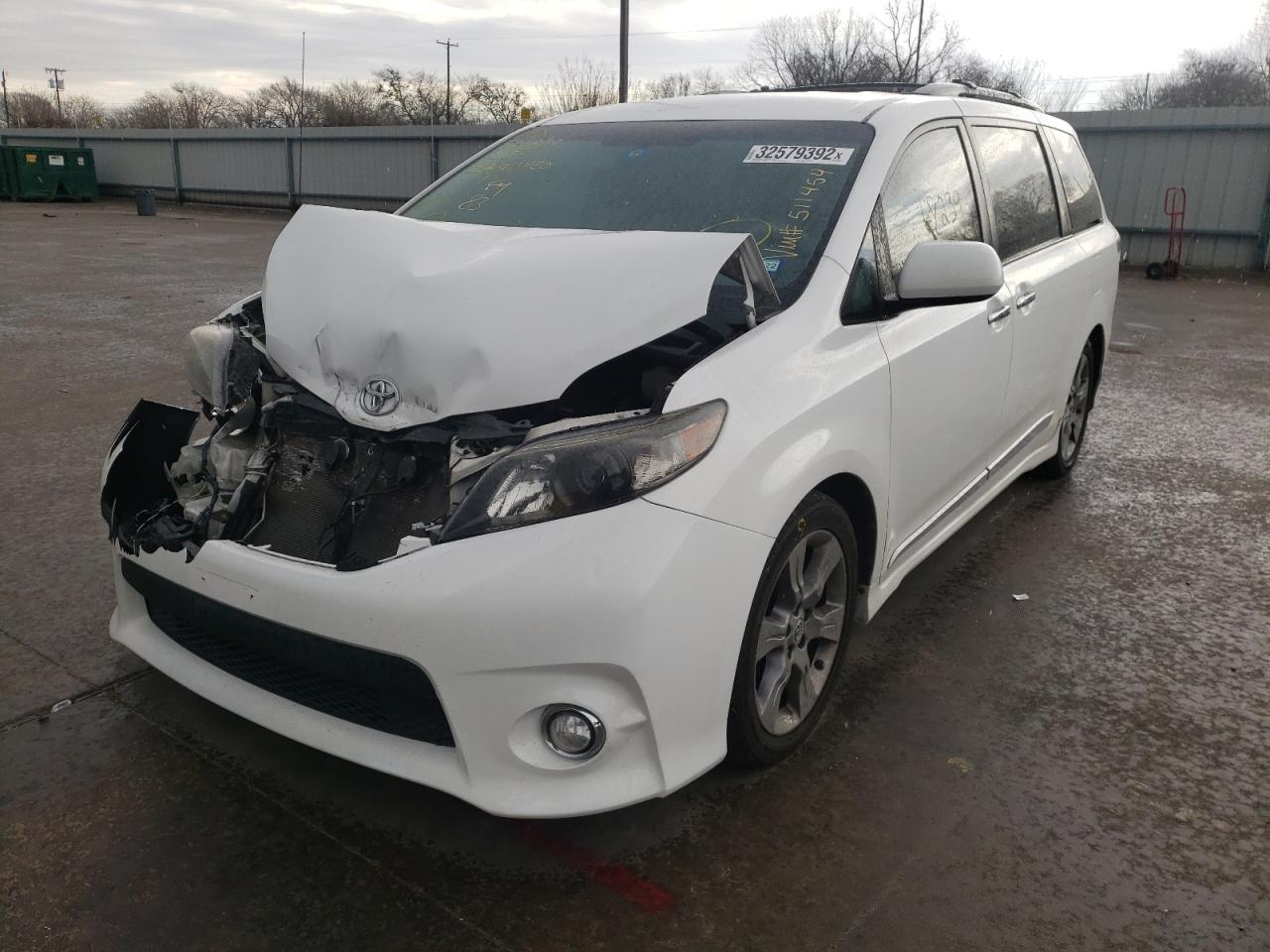 Photo 2 from auction – 2014 TOYOTA SIENNA SPO with VIN 5TDXK3DC2ES511454