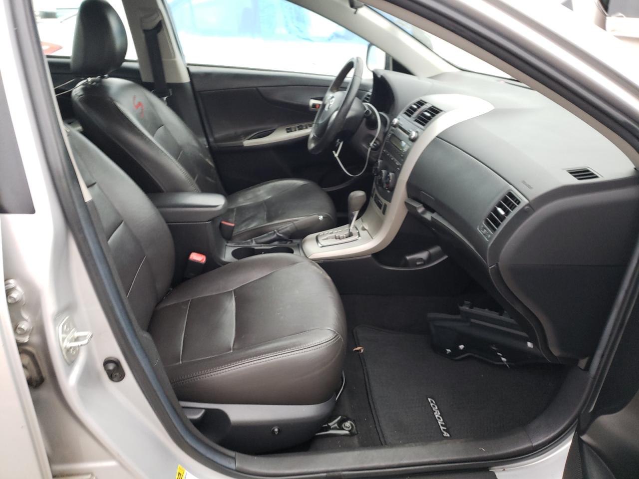 Photo 5 from auction – 2010 TOYOTA COROLLA with VIN 1NXBU4EEXAZ383850