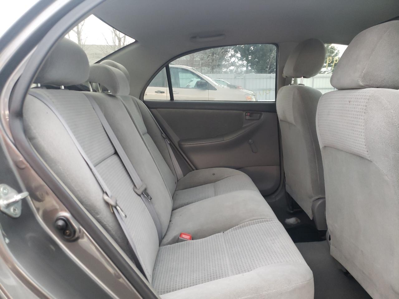 Photo 6 from auction – 2005 TOYOTA COROLLA CE with VIN 2T1BR32E35C863445