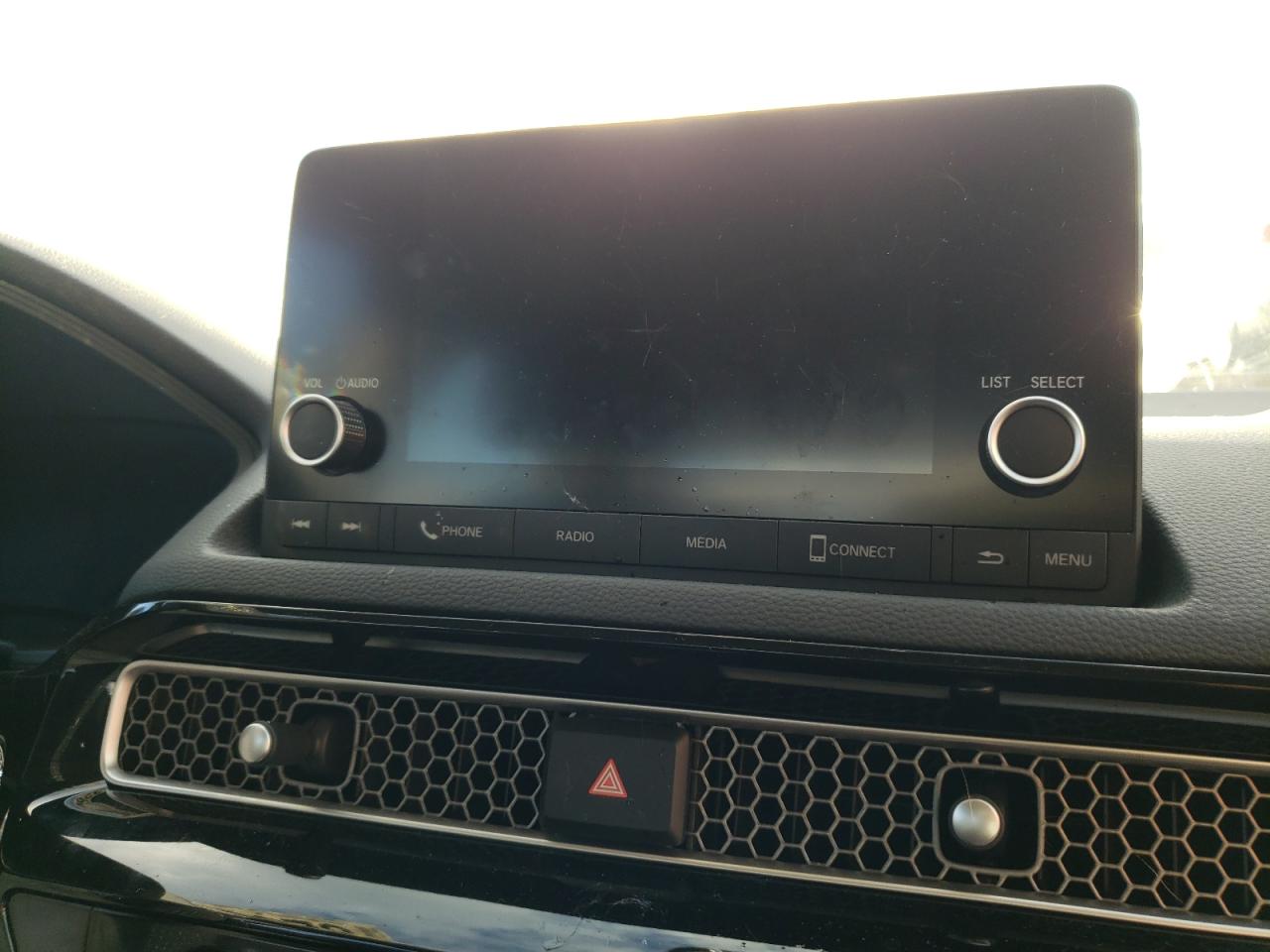 Photo 9 from auction – 2022 HONDA CIVIC EX with VIN JHMFE1F75NX005018