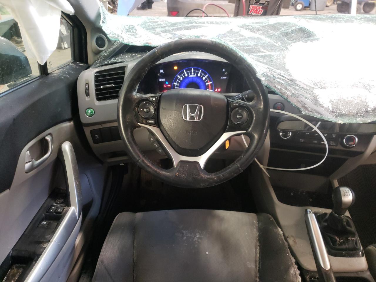 Photo 9 from auction – 2012 HONDA CIVIC LX with VIN 2HGFG3A51CH009793