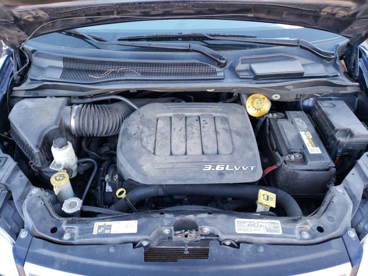 Photo 7 from auction – 2014 CHRYSLER TOWN & COU with VIN 2C4RC1BG2ER398047