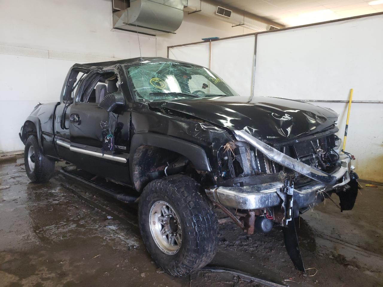 GMC SIERRA K25 2005 with VIN 1GTHK29UX5E148245 - Photo from auction