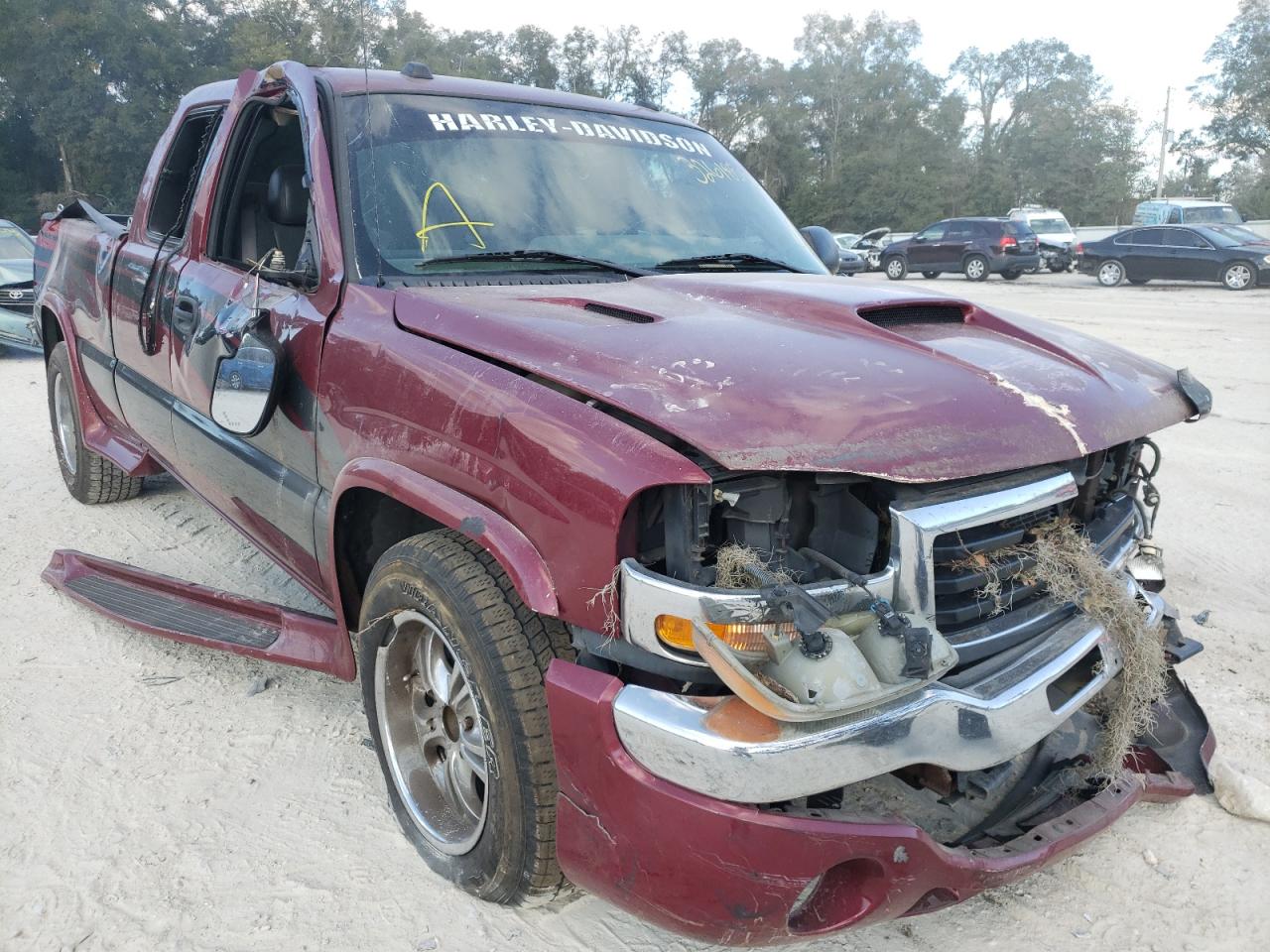 GMC NEW SIERRA 2004 with VIN 1GTEK19T74E394088 - Photo from auction