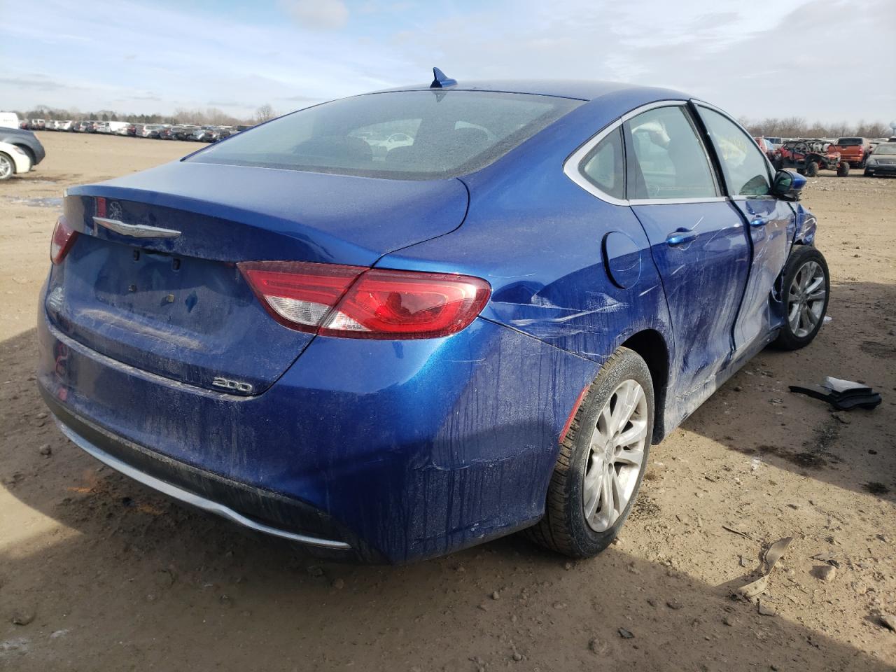 Photo 4 from auction – 2015 CHRYSLER 200 LIMITE with VIN 1C3CCCAB7FN730591