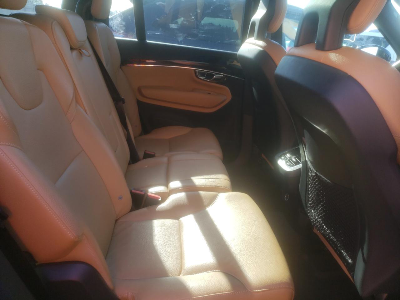 Photo 6 from auction – 2016 VOLVO XC90 T6 with VIN YV4A22PK1G1046441