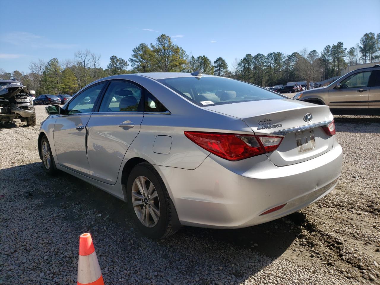 Photo 3 from auction – 2012 HYUNDAI SONATA GLS with VIN 5NPEB4AC8CH498830