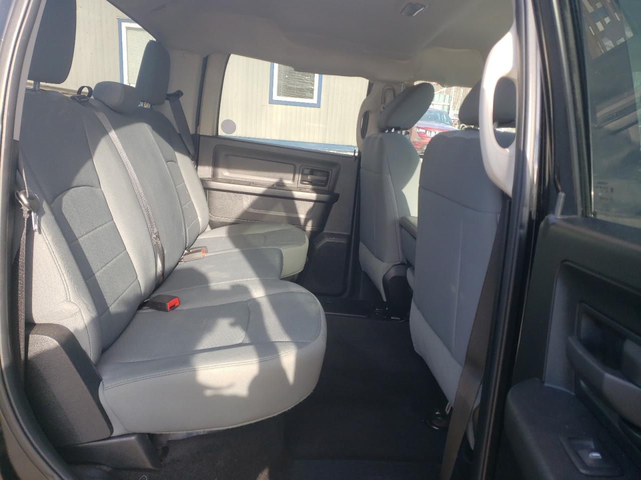 Photo 6 from auction – 2014 RAM 1500 ST with VIN 1C6RR7KT8ES335877