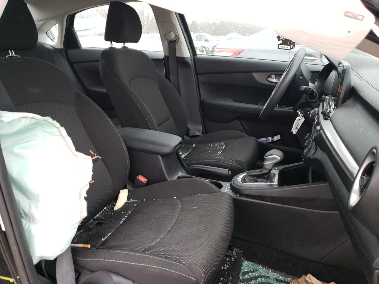Photo 5 from auction – 2021 KIA FORTE FE with VIN 3KPF24AD7ME384370