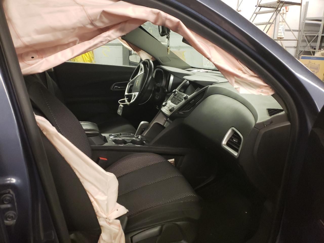 Photo 5 from auction – 2014 CHEVROLET EQUINOX LT with VIN 2GNALBEK2E6209330
