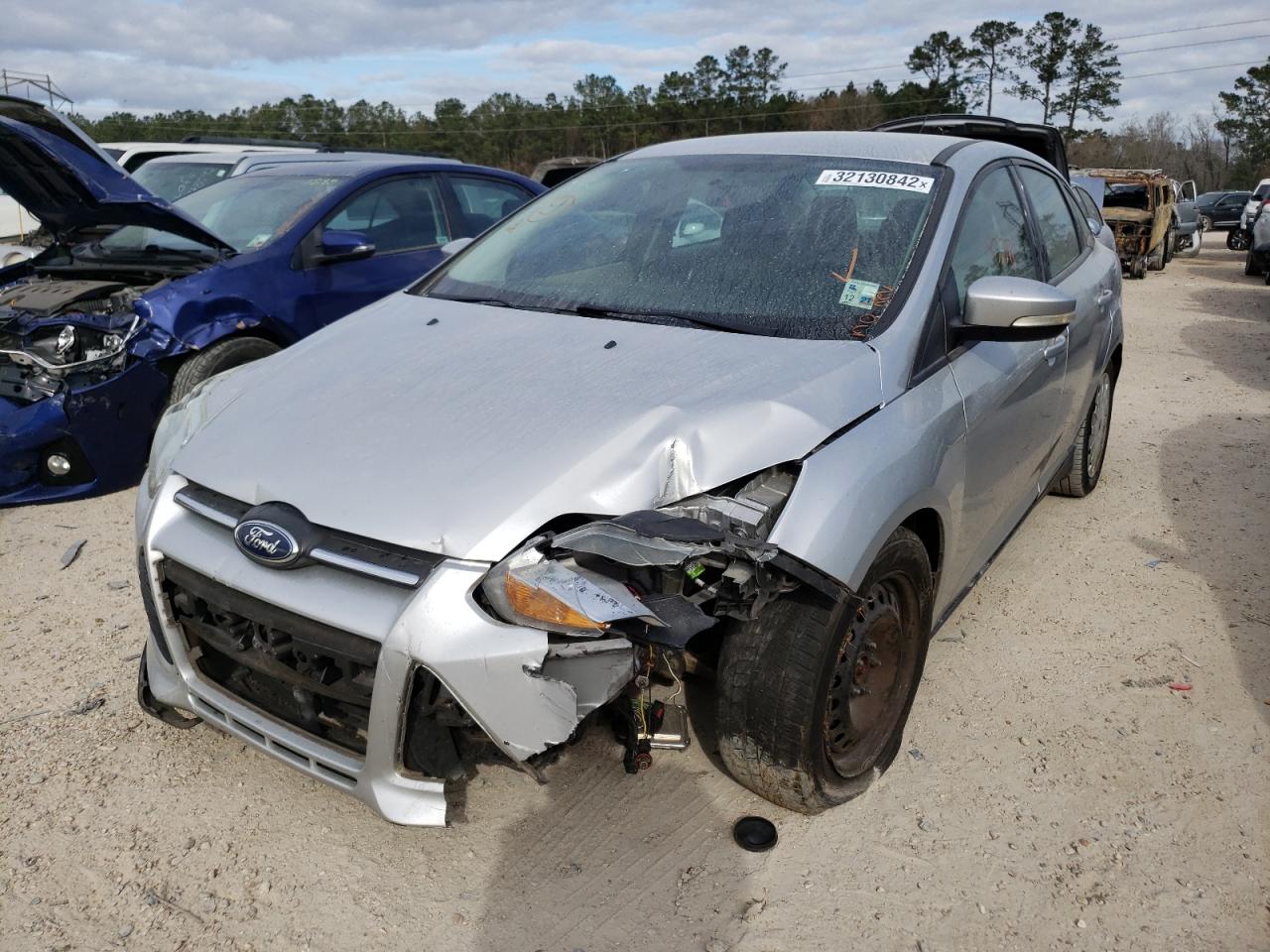 Photo 2 from auction – 2014 FORD FOCUS SE with VIN 1FADP3F23EL351648