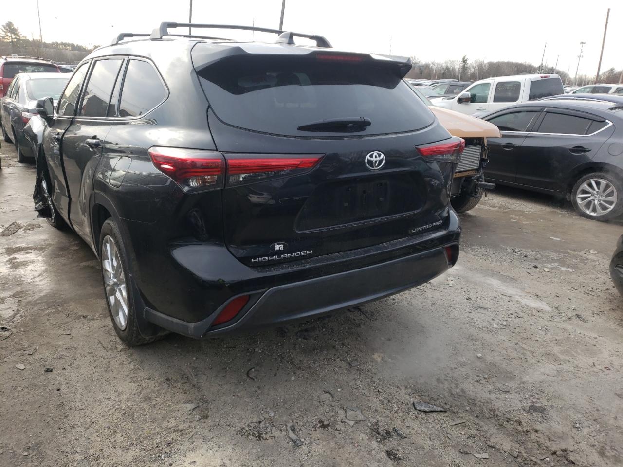 Photo 3 from auction – 2021 TOYOTA HIGHLANDER with VIN 5TDDZRBH5MS529302
