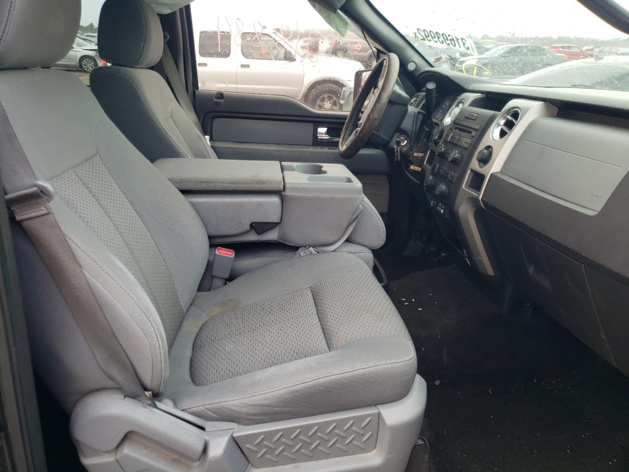 Photo 5 from auction – 2012 FORD F150 SUPER with VIN 1FTFW1CF1CFB45872