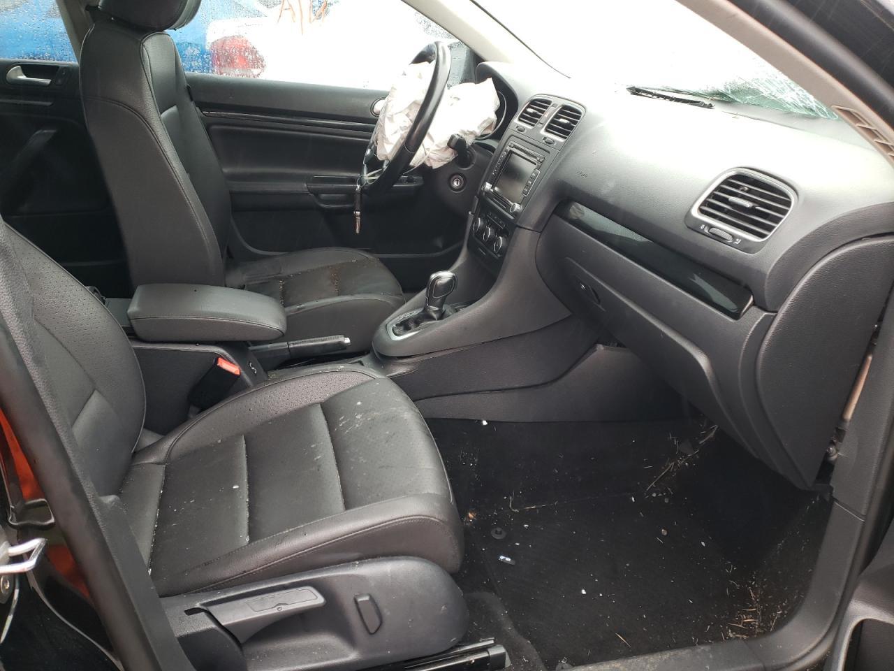Photo 5 from auction – 2013 VOLKSWAGEN JETTA with VIN 3VWPL7AJXDM694055