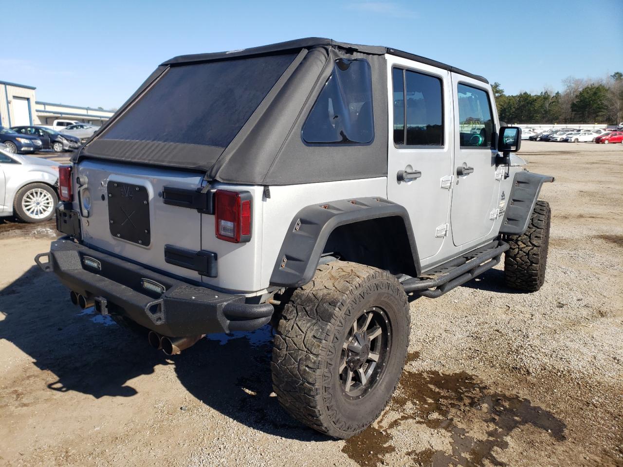 Фото 4 с аукциона – 2011 JEEP WRANGLER U с VIN 1J4BA5H10BL568633