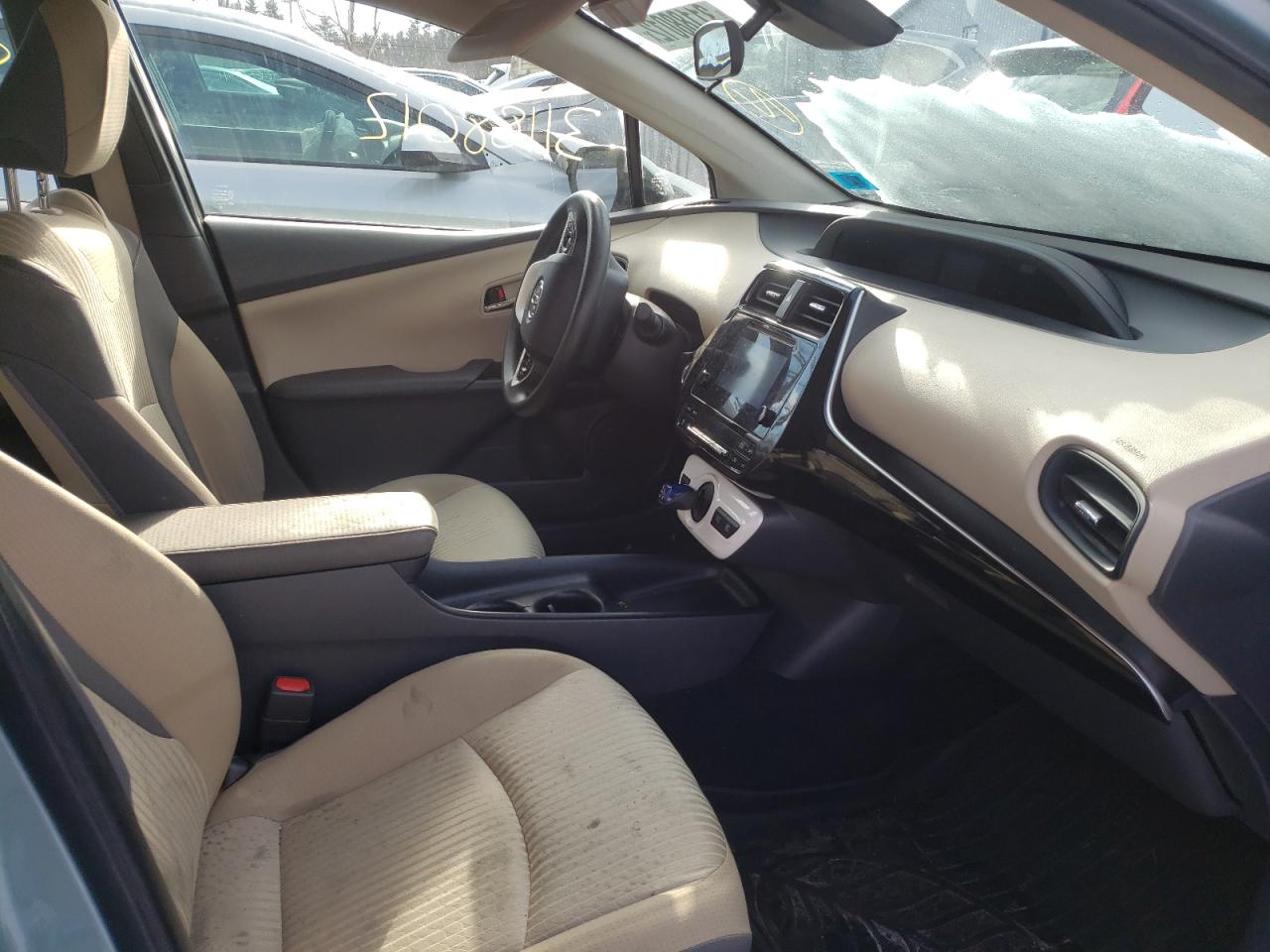 Photo 5 from auction – 2018 TOYOTA PRIUS with VIN JTDKBRFU3J3083733