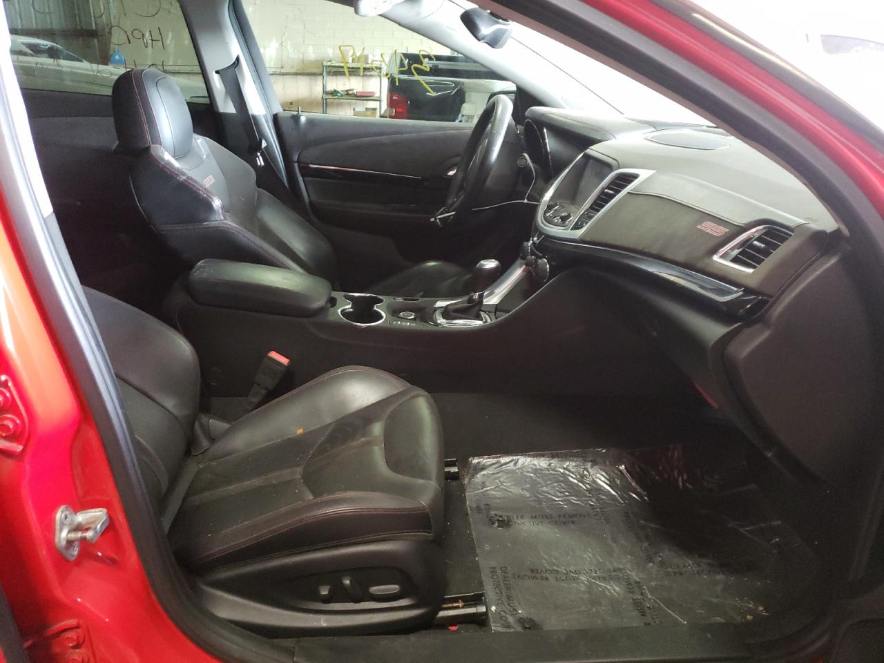 Photo 5 from auction – 2015 CHEVROLET SS with VIN 6G3F15RW2FL110859