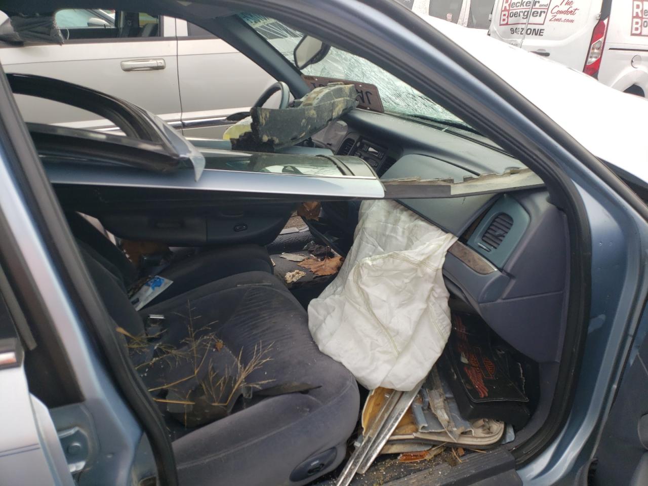 Photo 5 from auction – 2000 FORD CROWN VICT with VIN 2FAFP74W1YX134905