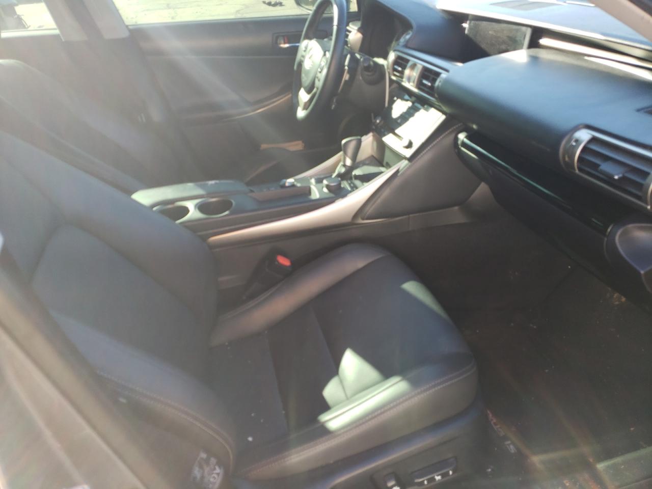 Photo 5 from auction – 2015 LEXUS IS 250 with VIN JTHBF1D23F5049941