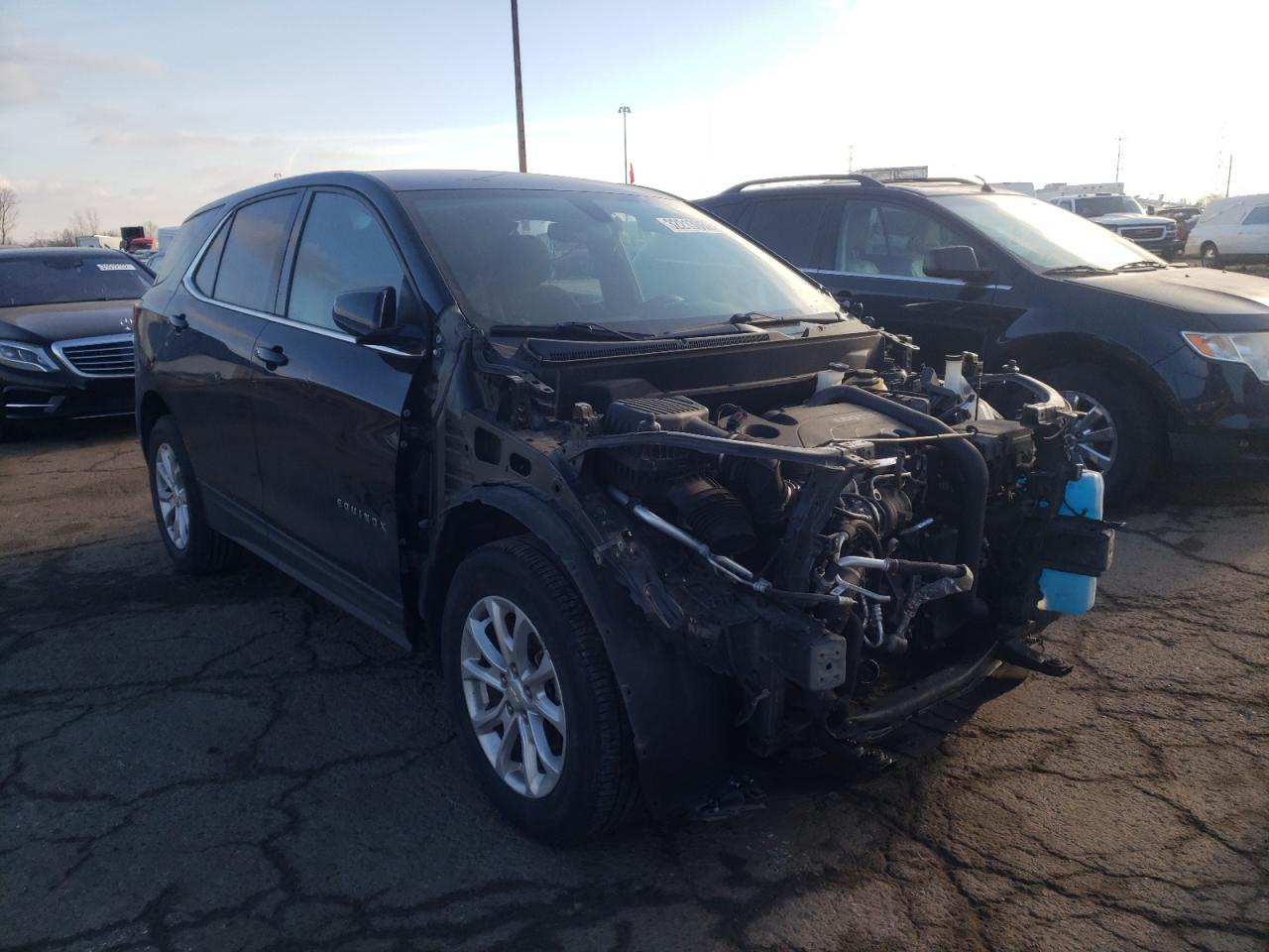CHEVROLET EQUINOX LT 2018 with VIN 2GNAXJEV5J6245211 - Photo from auction