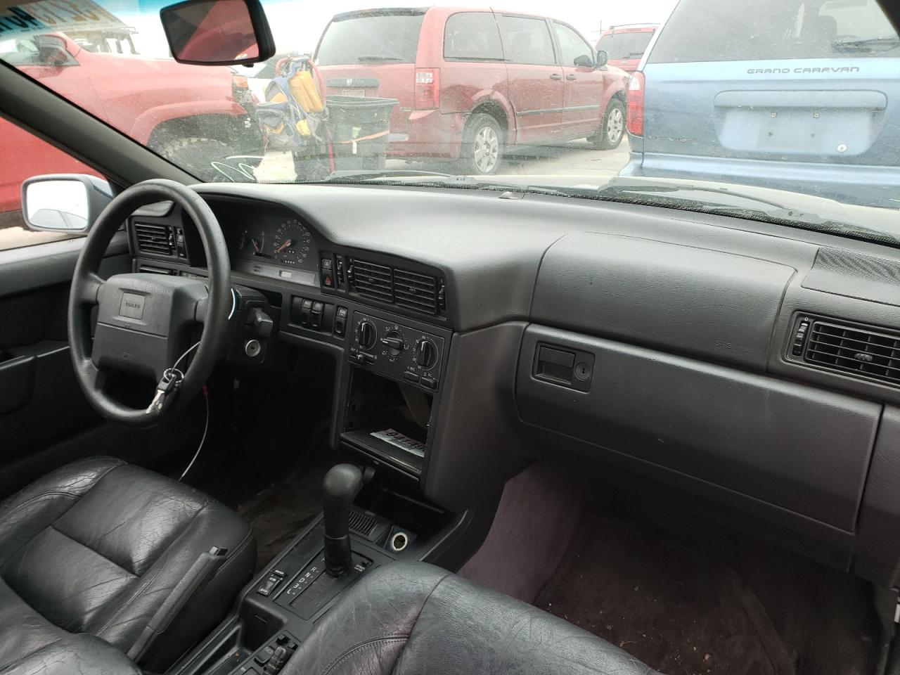 Photo 9 from auction – 1996 VOLVO 850 BASE with VIN YV1LS5544T1338977