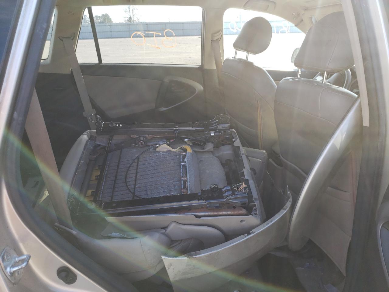 Photo 6 from auction – 2008 TOYOTA RAV4 with VIN JTMZK33V486011988