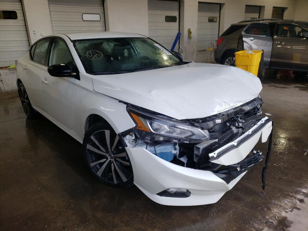 NISSAN ALTIMA SR 2021 with VIN 1N4BL4CV3MN331006 - Photo from auction