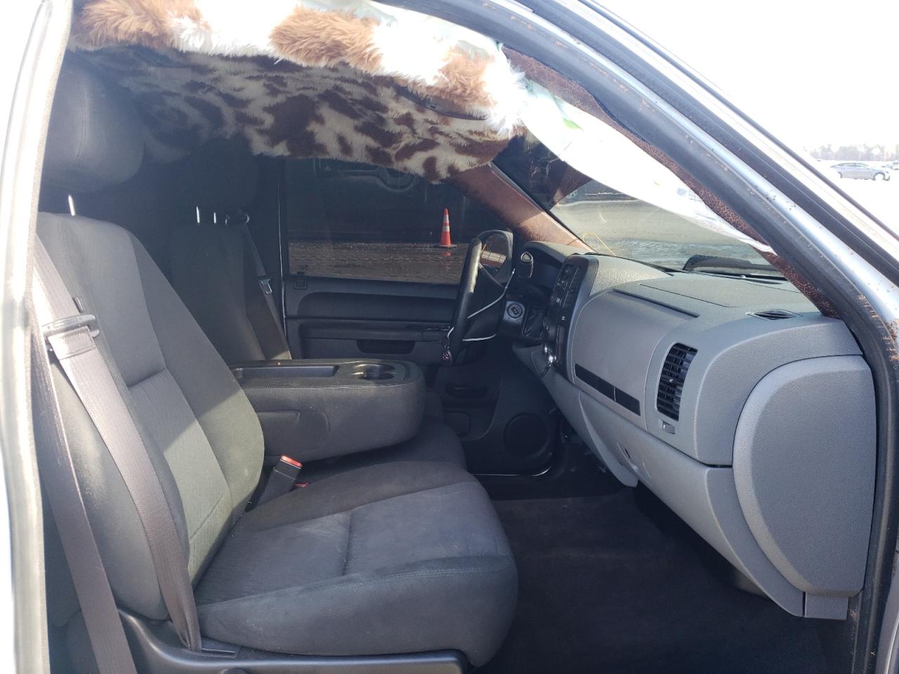 Photo 5 from auction – 2012 CHEVROLET SILVERADO with VIN 1GCRCREA1CZ295680